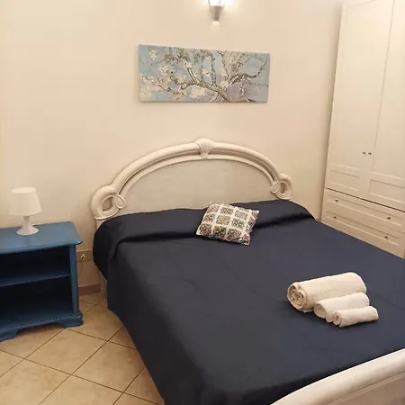 Apartment Amuri Siculo, Centro